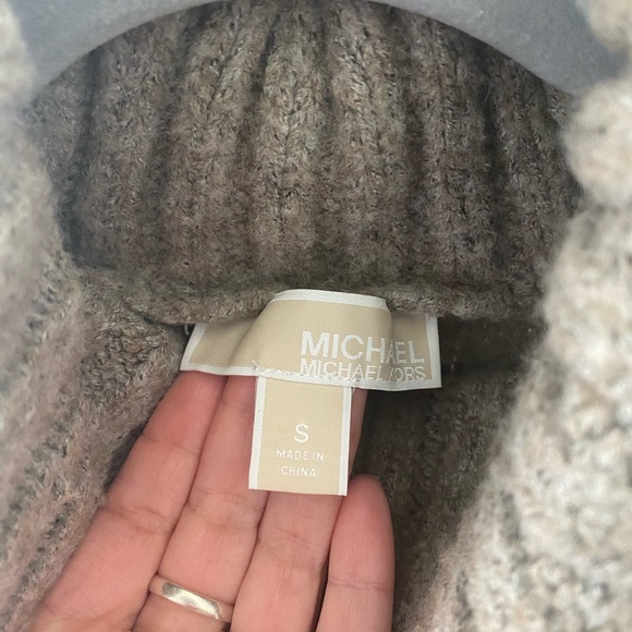 Michael Kors Turtle Neck Knit Sweater, Size S - Picture 2 of 5